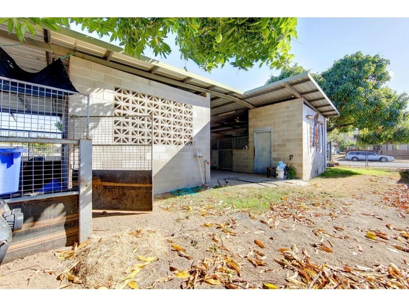 1 Gilliat Street, Wulguru QLD 4811