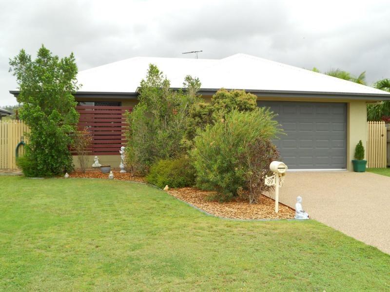 39 Gatwick Street, Burdell QLD 4818