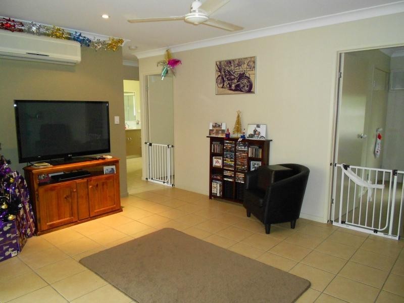 39 Gatwick Street, Burdell QLD 4818