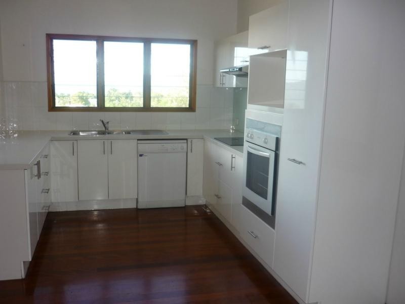 31 Gilbert Street, Castle Hill, Townsville City QLD 4810