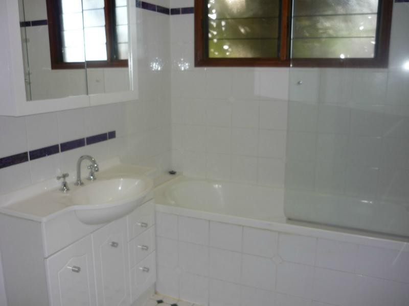 31 Gilbert Street, Castle Hill, Townsville City QLD 4810