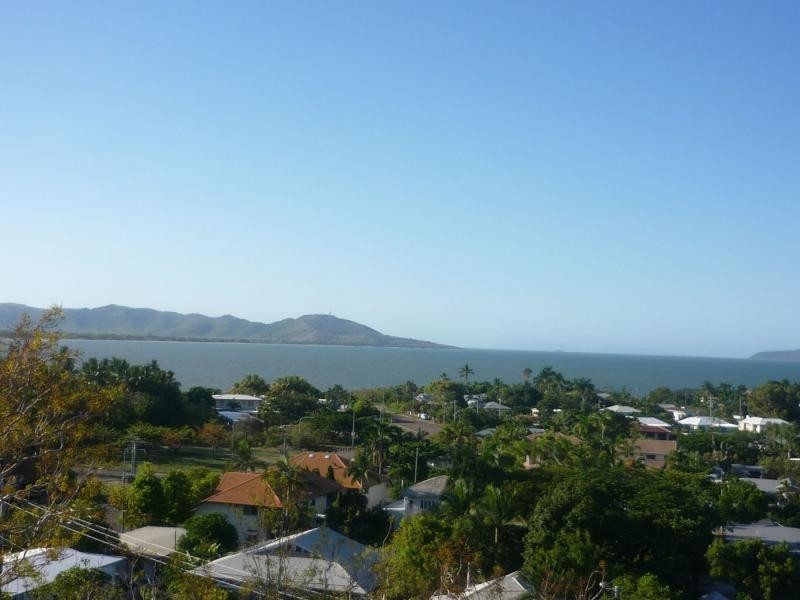 31 Gilbert Street, Castle Hill, Townsville City QLD 4810