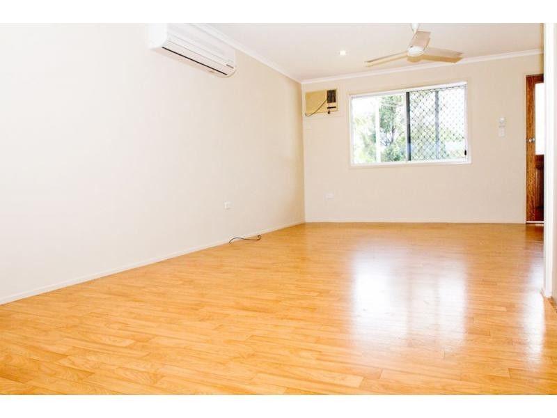 8 Legge Court, Mount Louisa QLD 4814