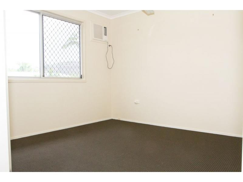 8 Legge Court, Mount Louisa QLD 4814