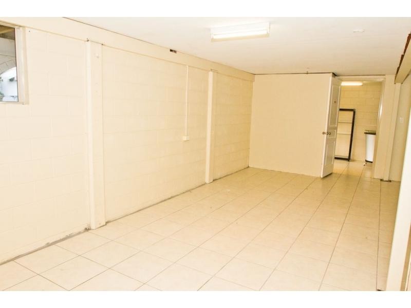 8 Legge Court, Mount Louisa QLD 4814