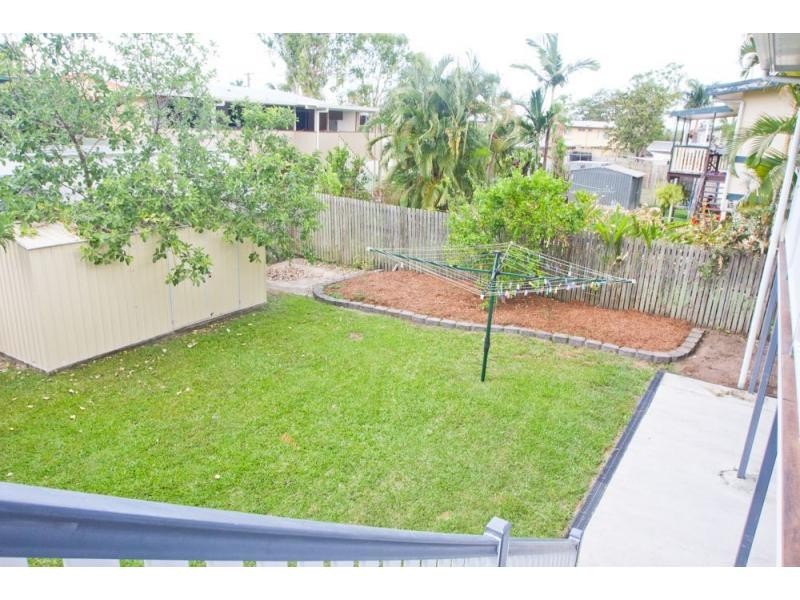 8 Legge Court, Mount Louisa QLD 4814