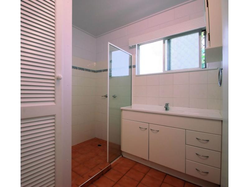 10 Marloo Street, Cranbrook QLD 4814