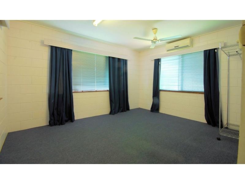 10 Marloo Street, Cranbrook QLD 4814