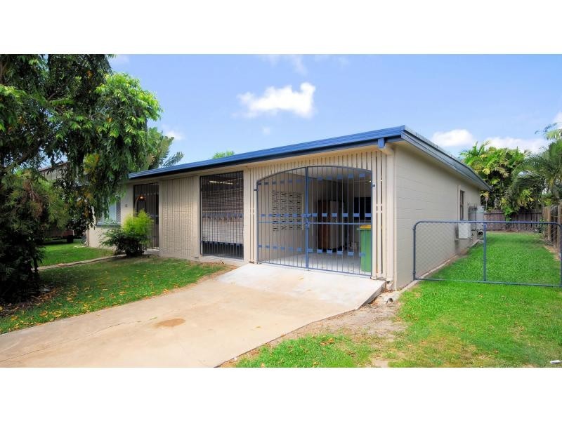 10 Marloo Street, Cranbrook QLD 4814