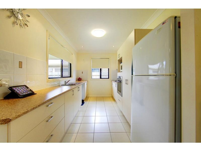 10 Newhaven Place, Idalia QLD 4811