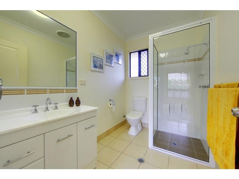 10 Newhaven Place, Idalia QLD 4811