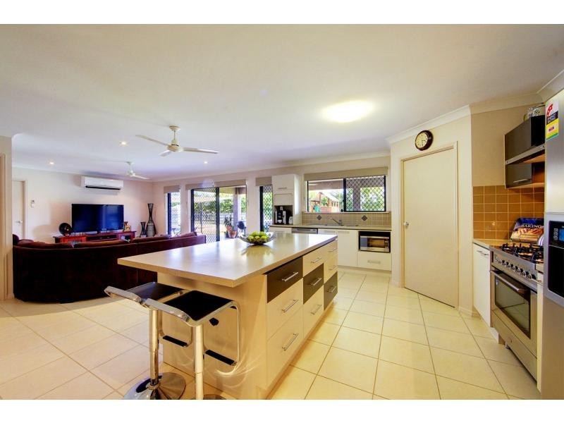 3 Quarterhorse Court, Kelso QLD 4815