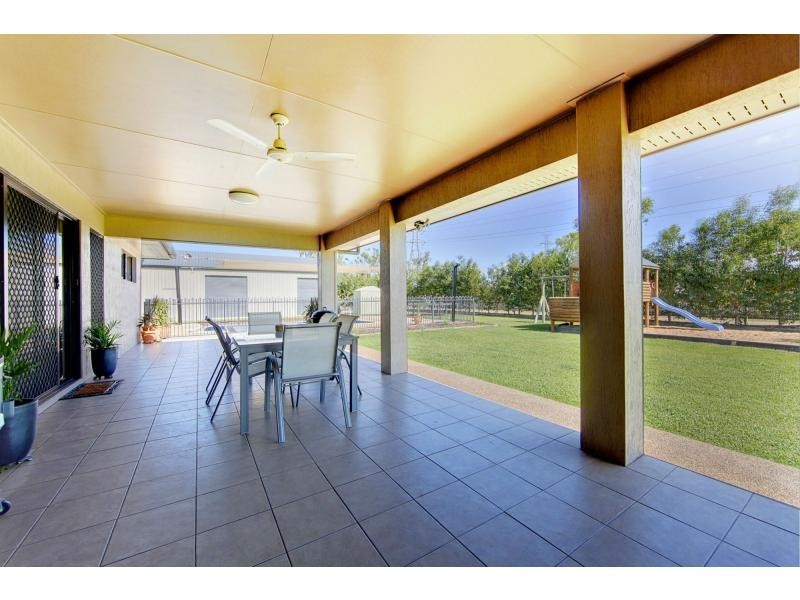 3 Quarterhorse Court, Kelso QLD 4815