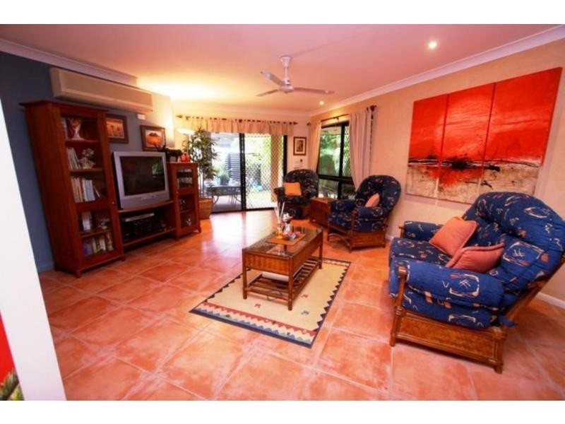 11 Hickory Court, Bushland Beach QLD 4818