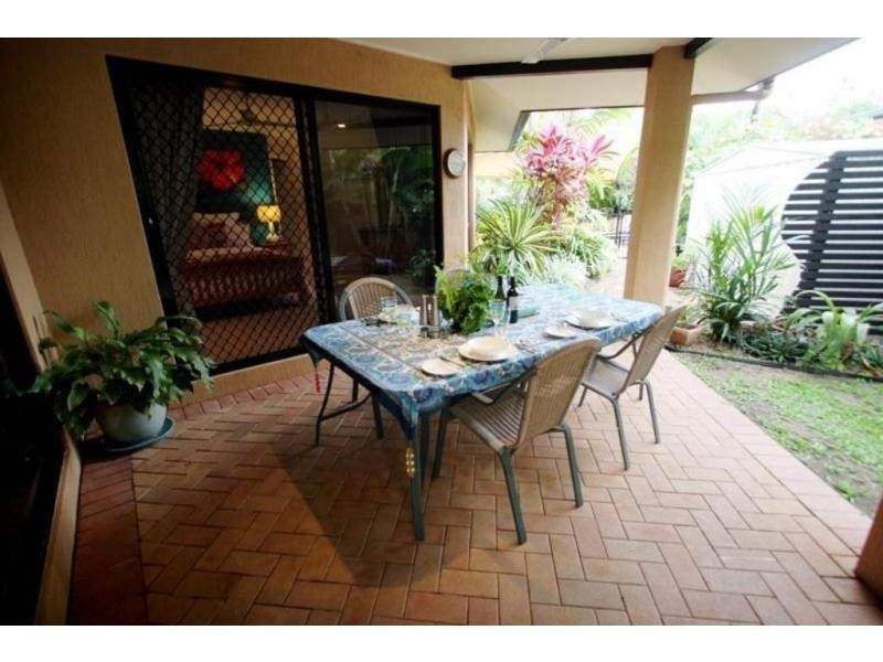 11 Hickory Court, Bushland Beach QLD 4818