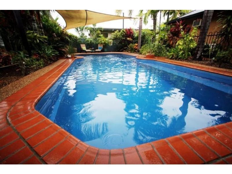11 Hickory Court, Bushland Beach QLD 4818