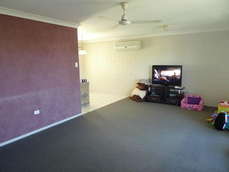 61 Burnda Street, Kirwan QLD 4817