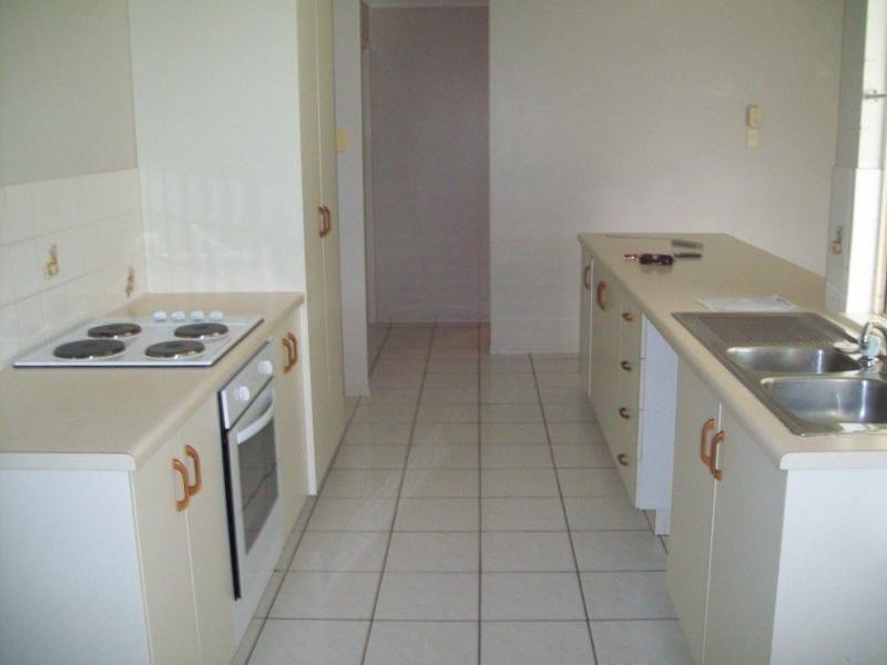 61 Burnda Street, Kirwan QLD 4817