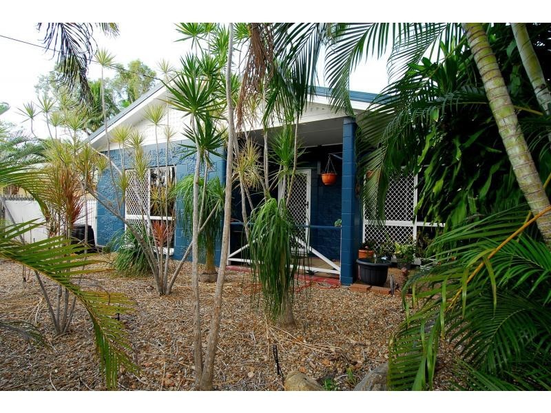 16 Mostyn Crescent, Bushland Beach QLD 4818