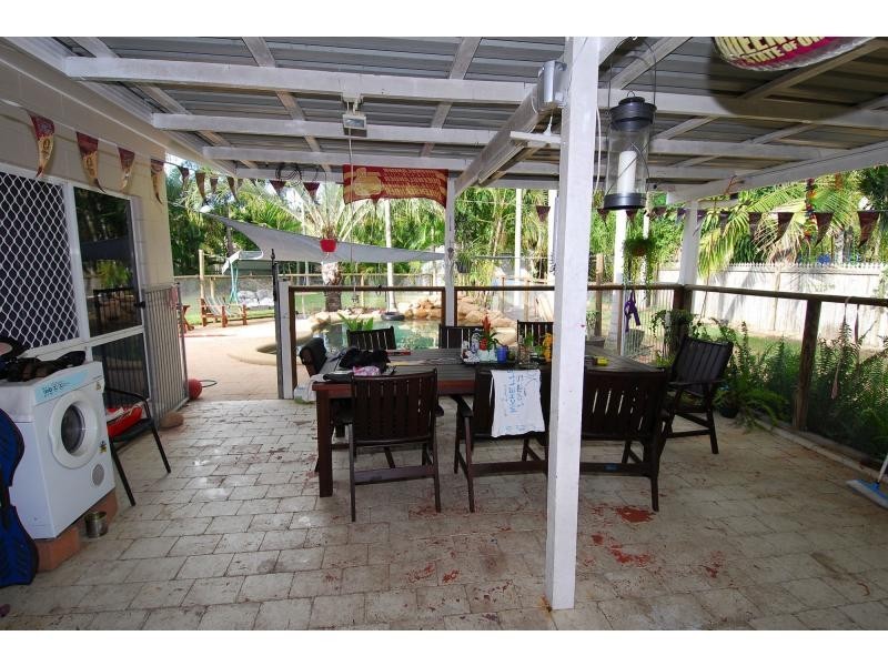 16 Mostyn Crescent, Bushland Beach QLD 4818