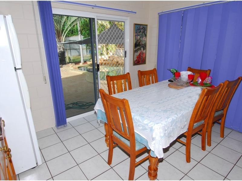 16 Mostyn Crescent, Bushland Beach QLD 4818