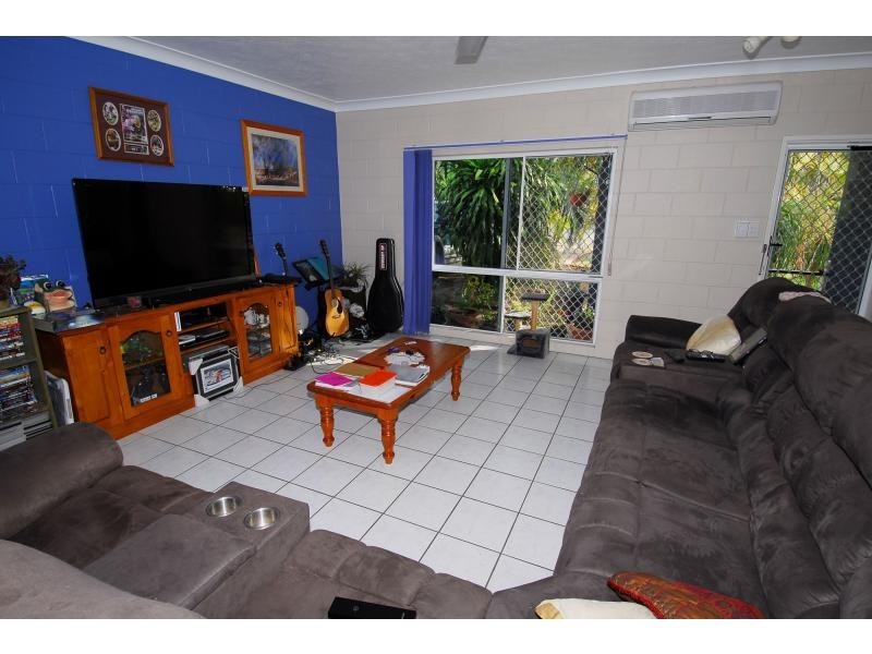 16 Mostyn Crescent, Bushland Beach QLD 4818