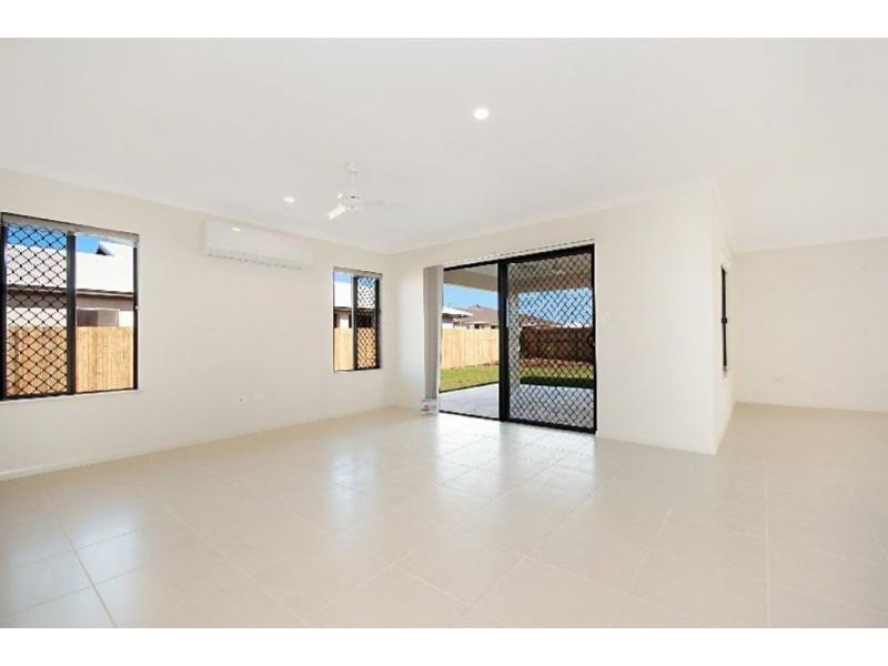 12 Epping Way, Sanctum Estate, Mount Low QLD 4818