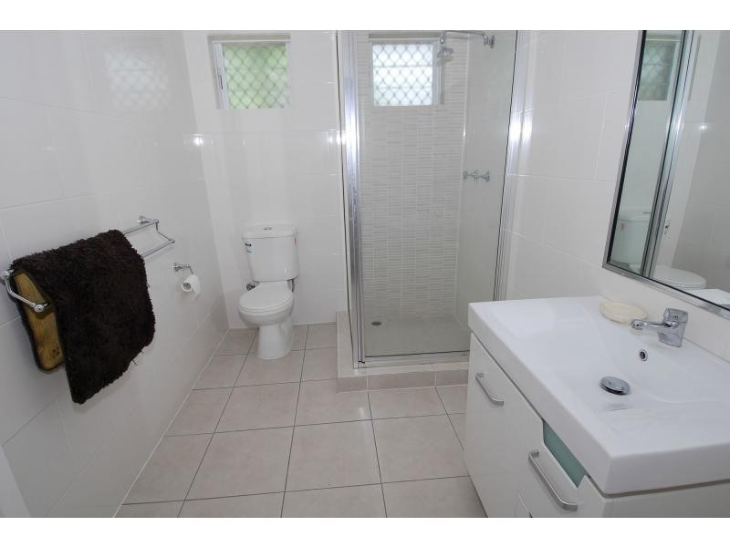 3/2 Healy Street, Mundingburra QLD 4812