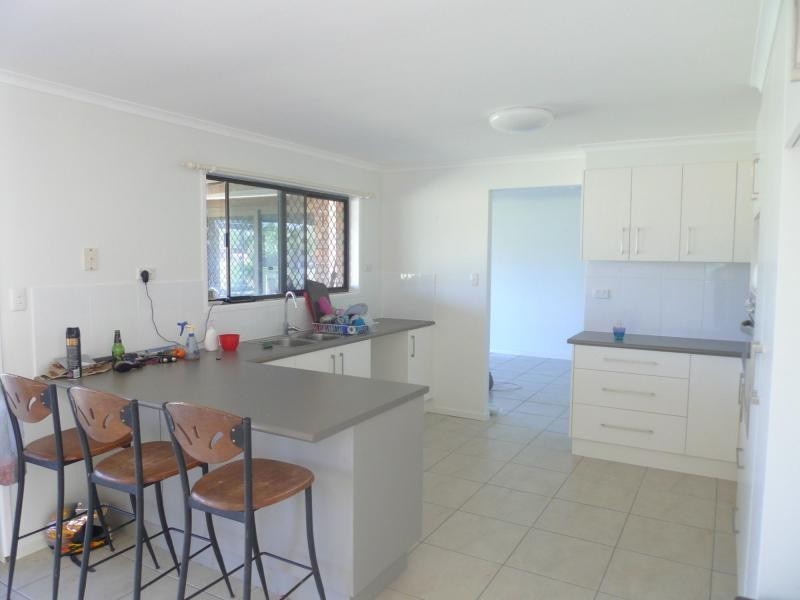 141 Mount Low Parkway, Mount Low QLD 4818