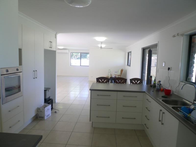 141 Mount Low Parkway, Mount Low QLD 4818