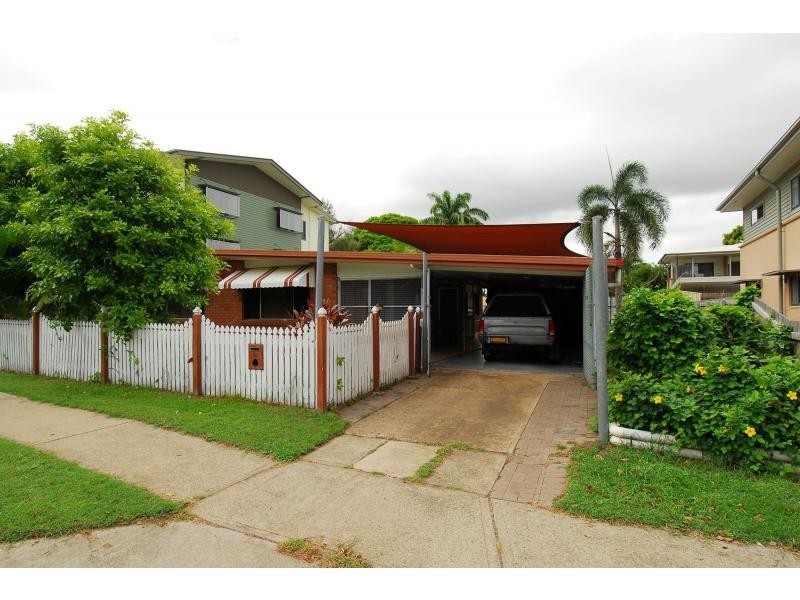 14 Crauford Street, West End QLD 4810