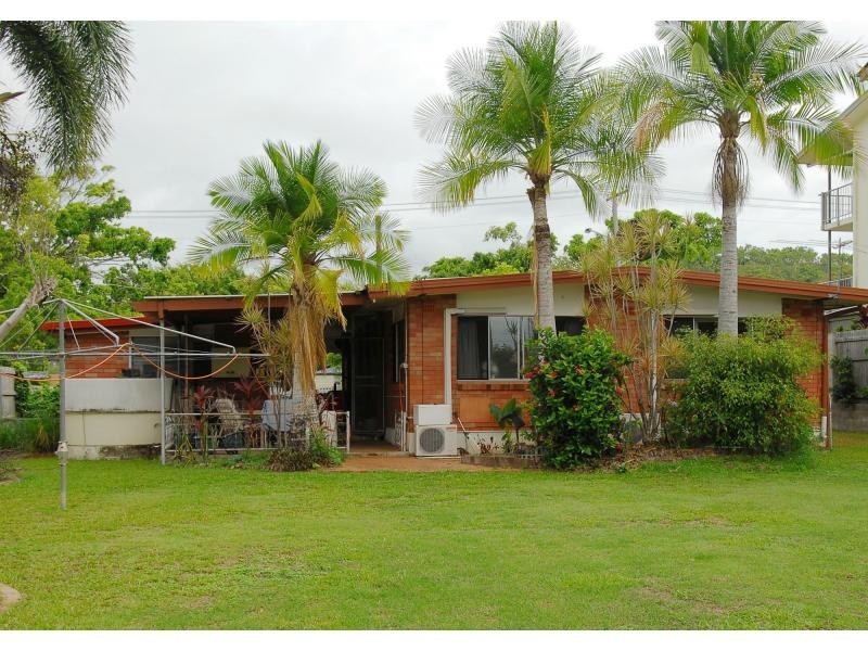 14 Crauford Street, West End QLD 4810