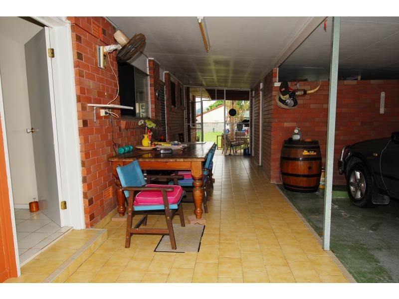 14 Crauford Street, West End QLD 4810