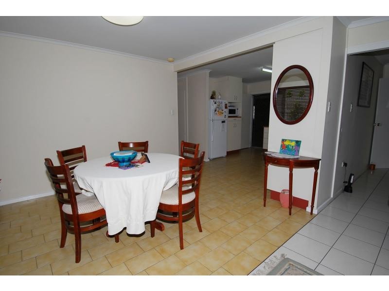 14 Crauford Street, West End QLD 4810
