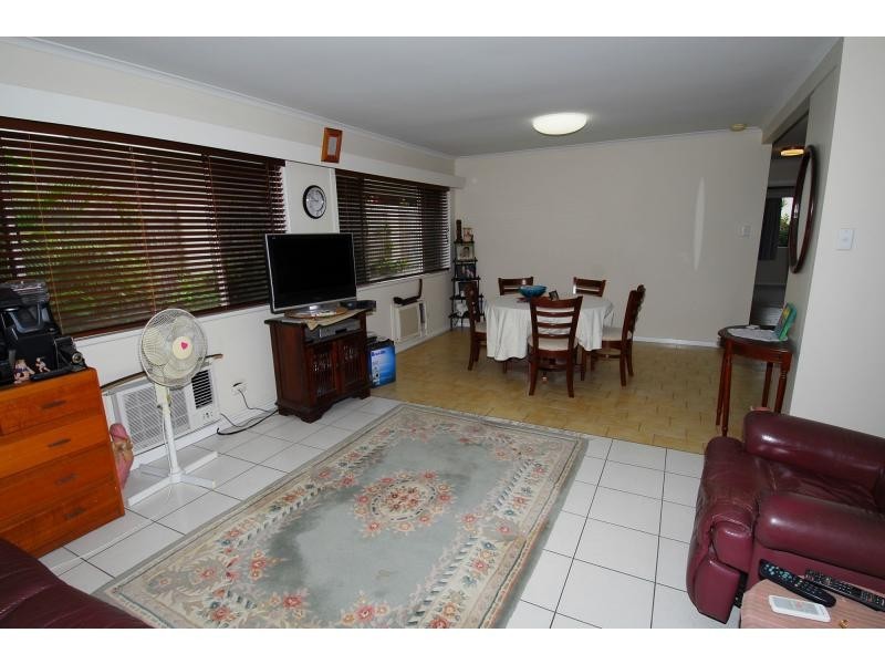 14 Crauford Street, West End QLD 4810