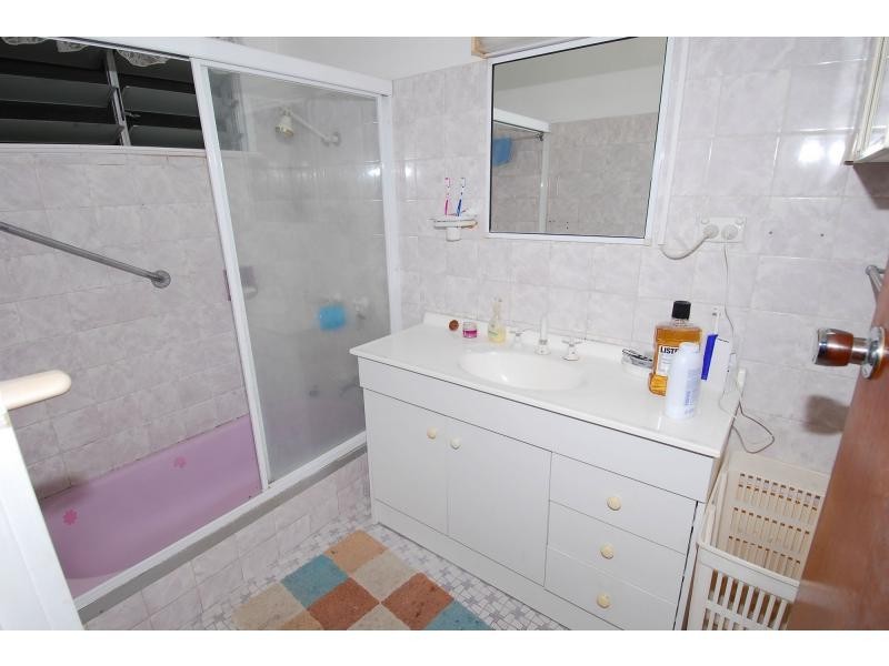 14 Crauford Street, West End QLD 4810