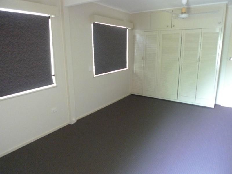 16 Ferntree Street, Kirwan QLD 4817