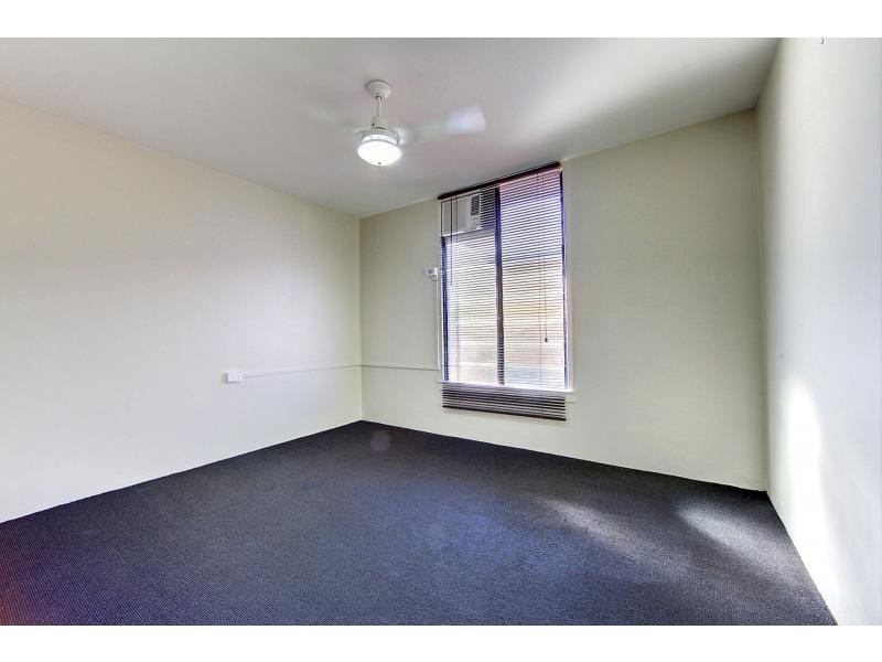 4/19 Carr Street, Hermit Park QLD 4812