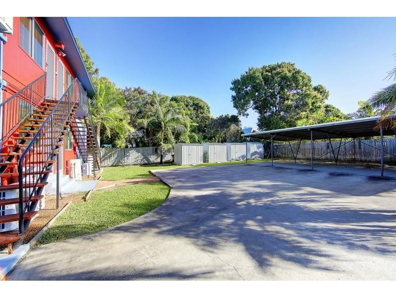 4/19 Carr Street, Hermit Park QLD 4812