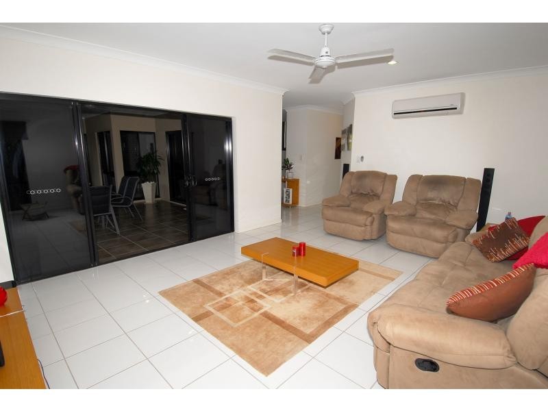 10 Wycombe Court, Kirwan QLD 4817