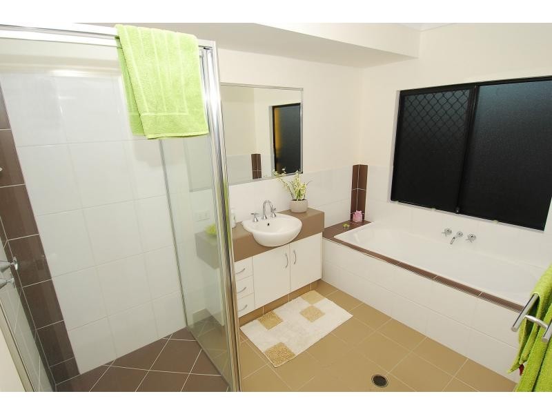 10 Wycombe Court, Kirwan QLD 4817