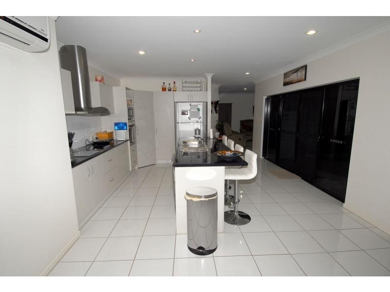 10 Wycombe Court, Kirwan QLD 4817