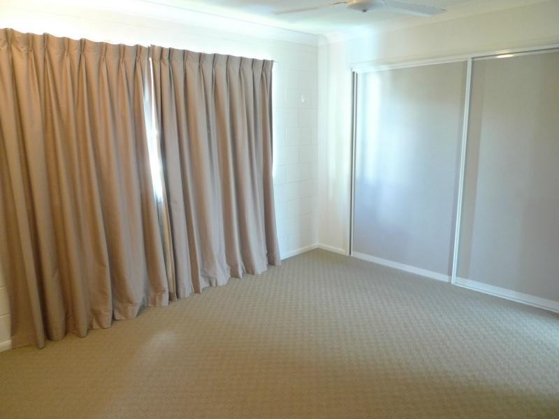 Hermit Park QLD 4812