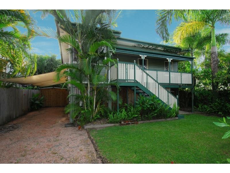 116 Twelfth Avenue, Railway Estate QLD 4810