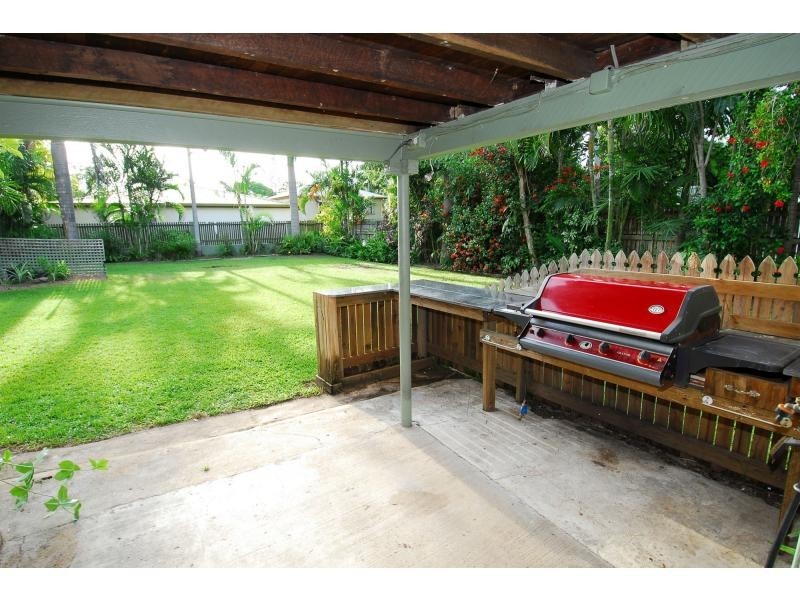 116 Twelfth Avenue, Railway Estate QLD 4810