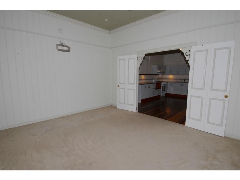 116 Twelfth Avenue, Railway Estate QLD 4810