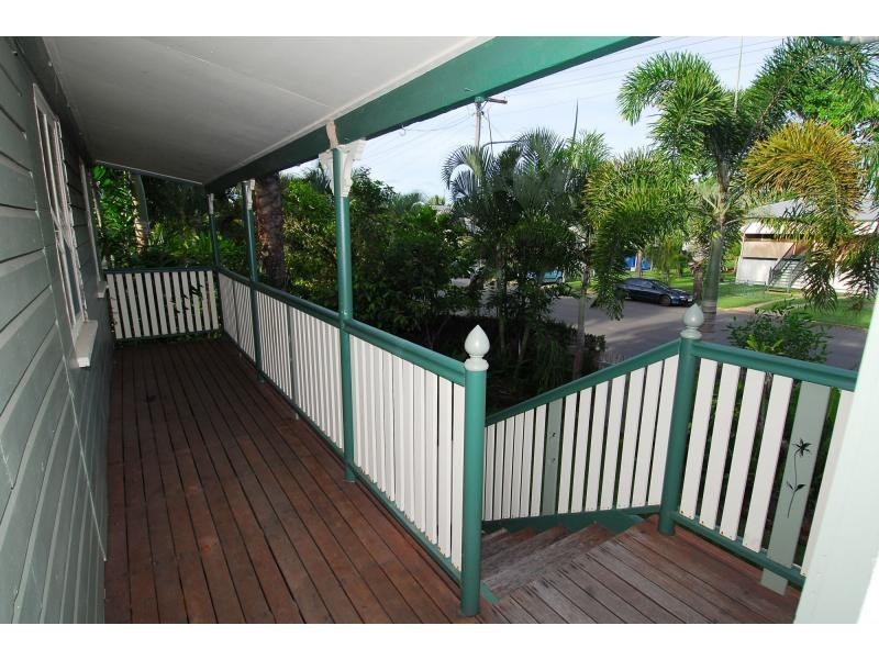 116 Twelfth Avenue, Railway Estate QLD 4810