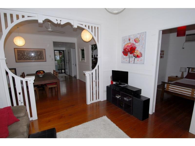 101 Tully Street, South Townsville QLD 4810