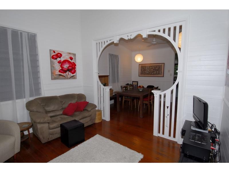 101 Tully Street, South Townsville QLD 4810