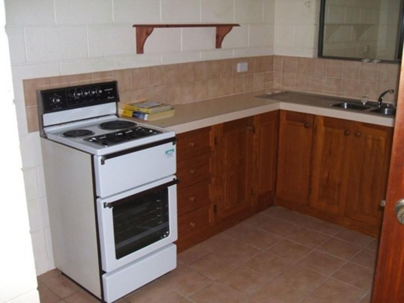 4/23 Park Street, Pimlico QLD 4812